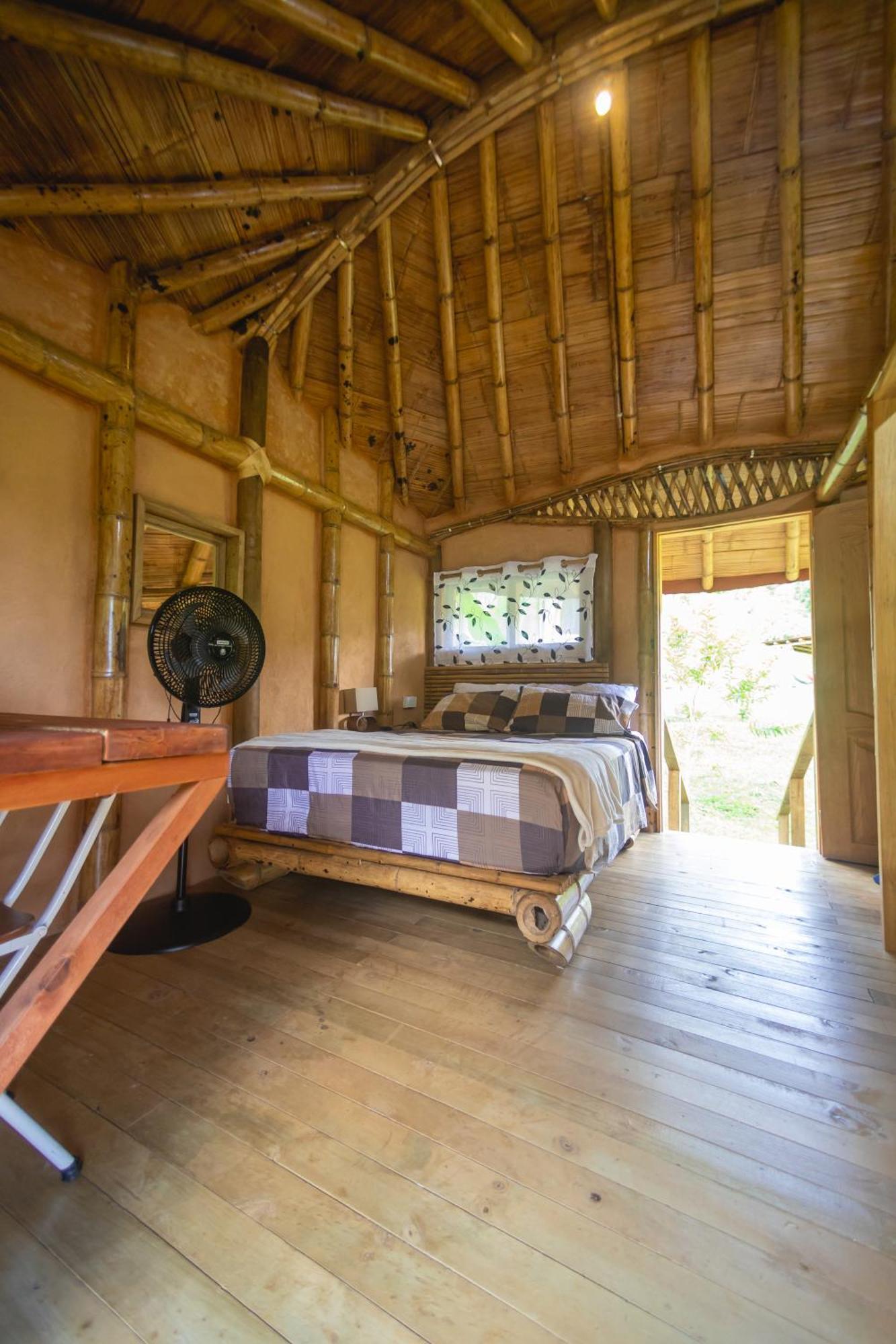 La Perla Negra - Black Pearl Eco Hostel San Rafael  Ngoại thất bức ảnh